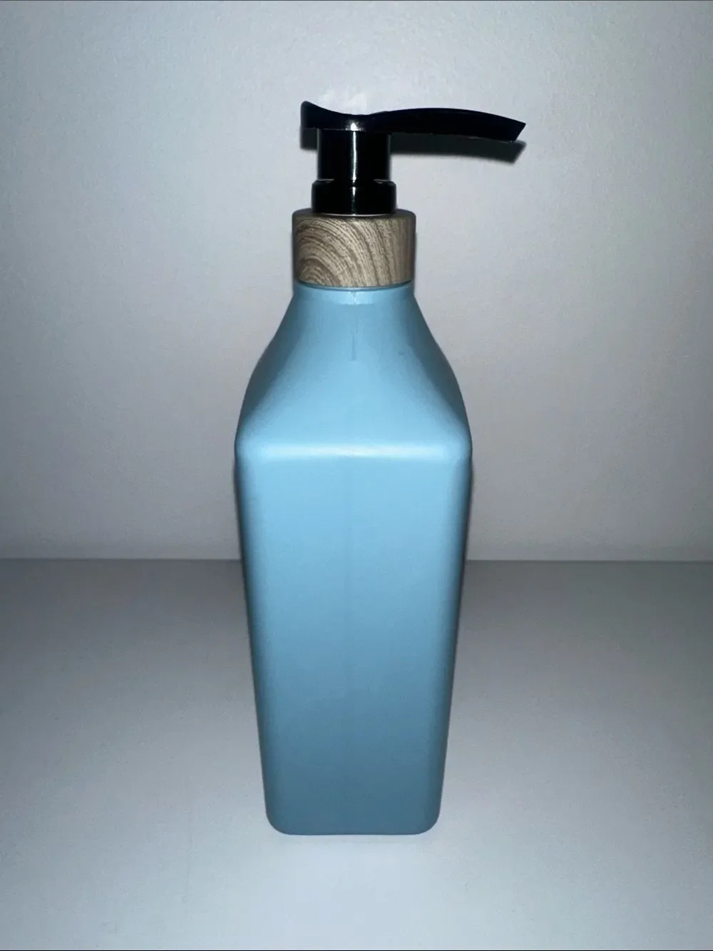 Blackstone Men’s Grooming Ocean Blue 3-in-1 Hair Face Body Wash 32 oz